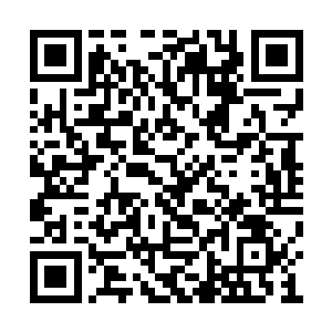 一个疯狂而又大胆的计划出现在张铁的脑海之中二维码生成