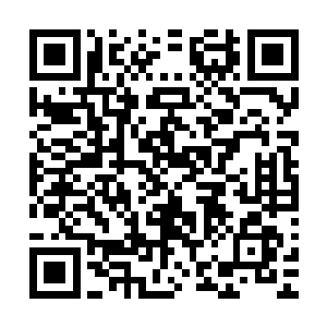丁二狗不明白为什么还没有到上班时间领导就急火火的打电话二维码生成