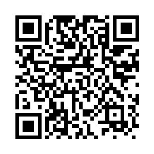 举起了手里的记录着姓名和特点的表格后二维码生成