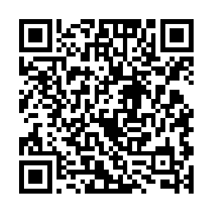 乃是血牛凶兽头颅之上漂浮的一辆百丈大小的血红色狰狞战车二维码生成
