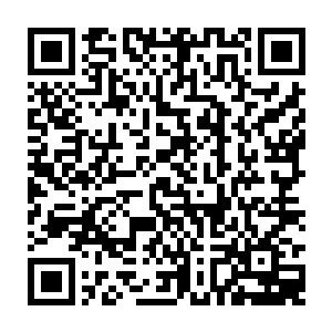 他跟族里很多孩子和没有战斗力的人一起被祭司带领逃进了往年过冬的洞穴深处二维码生成