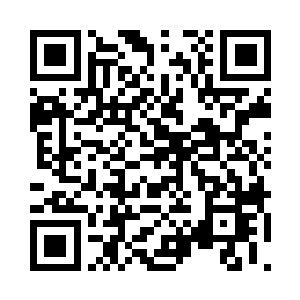 仿佛此刻的孔宁在也不是那个苗寨的大长老二维码生成