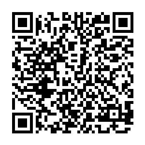 但他亦无法完全埋没那种恐惧的感觉――想到珍妮弗可能和他为敌时泛起的二维码生成