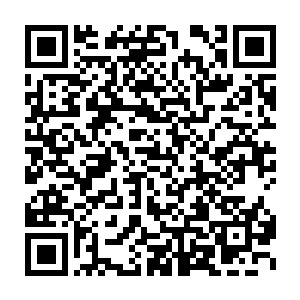但只是瞬间他们就发现自己身不由己地被空中生出的一个漩涡吸了进去二维码生成