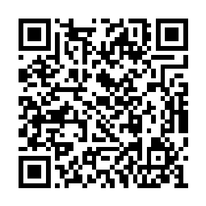 但是此人的气势却给予他们一种无法抗衡的存在二维码生成