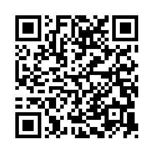 便在他的小腿上的几个部位用力的点了几下二维码生成