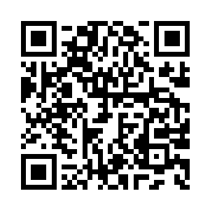 和丁凡凡之前要拍乔木时的动作一模一样二维码生成