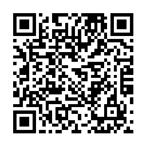 因为他不会当众在言行举止上对母仪天下的天后如何如何二维码生成