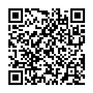 因为就连他们都是只看得到一丝模糊身影的天空里移动二维码生成