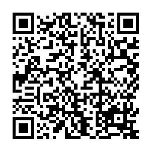 女神啊……你看我一眼啊……看到莫紫燕压根就不往这边看上一眼二维码生成