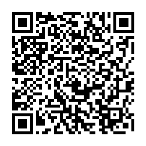 如果不是他的名字无论是连起来还是分开都让那些无法把舌头撸直的老外发清楚二维码生成