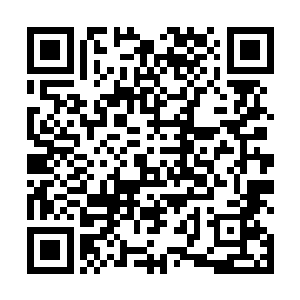容宜州悄然的觑了眼声泪俱下伤心的难以自抑的容敬德二维码生成