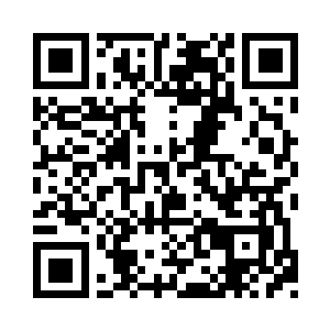 就是在画好的草稿上面用来表现画面的明暗二维码生成