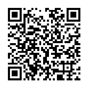 张铁拿出了怀远堂新拿给他的太上长老的遥感通讯戒指二维码生成