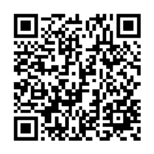 念念便能感受到他的脸色比早上那会儿差了几分二维码生成