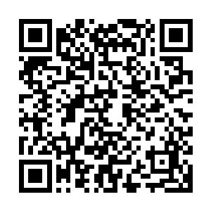 恩尼斯的扮演者希斯・莱杰还几乎弄破了杰克・盖伦霍尔的鼻子二维码生成