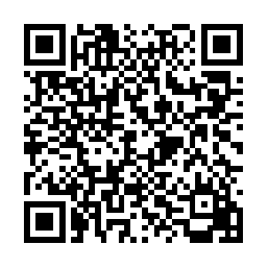 所以请你在近一段时间里面保持手机和电话的联络二维码生成