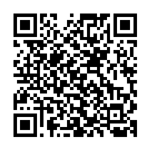 把那名九鬼门出身的令主困在了三枚古钱结成的青色卦阵之内二维码生成