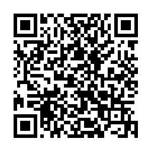 拽着自己来到这个任务的第一桶金……梓箐来到一间旅馆前二维码生成