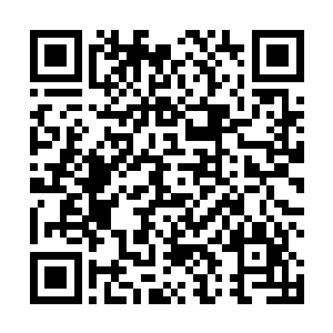 李常最后取出一张朝廷的任命旨意放在麻布上小声的道二维码生成