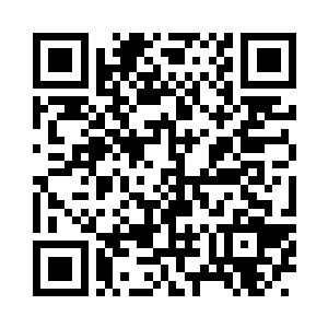 杨帆虽然是收到王天宇的提醒才注意到朱莉的二维码生成