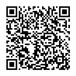 然后连续在我的新浪微博里发了三条消息跟关注我微博的书友解释二维码生成