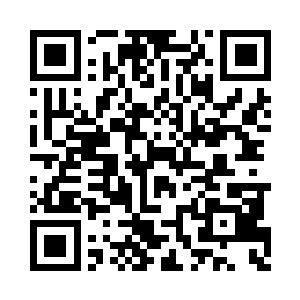 褚青用右手将枪架在左手的大拇指和食指中间二维码生成