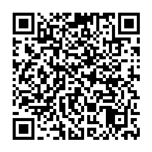 谢家和周家三个家族也都在他们的附近发现了一元宗的人在搜寻他们的位置二维码生成