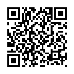 转而用受伤的左手拿羊皮卷的时候二维码生成