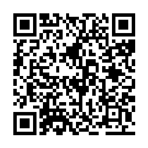 这种特殊暗码是以前在佣兵之间通过短信传递特殊信息用的二维码生成
