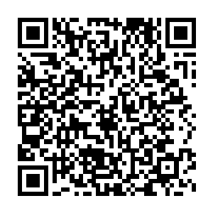陆为民和苏燕青都很小心的回避着这种令人尴尬而又向往的触线举动二维码生成